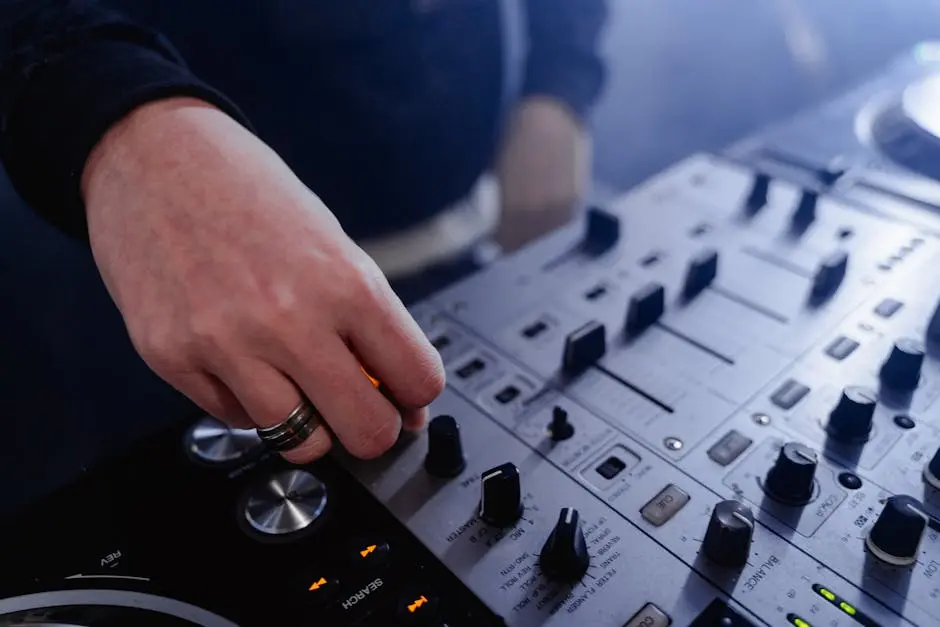 Advanced DJ Techniques: How to Elevate Your Performance Skills